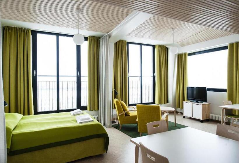 Escritório Deluxe, Töölö Towers