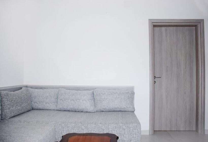 １ベッドルームアパートメント, Villa Mucho