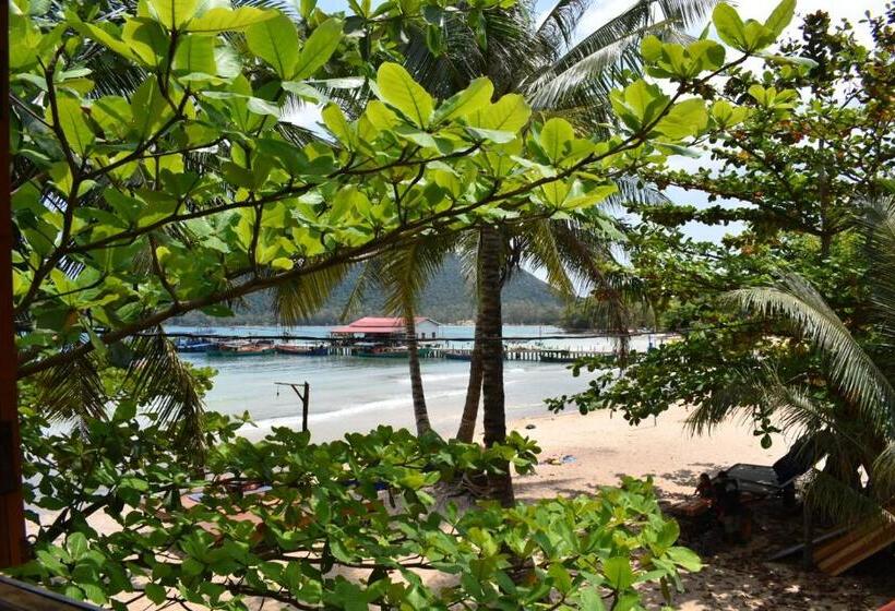 海景豪华三人间, Beach House Cambodia