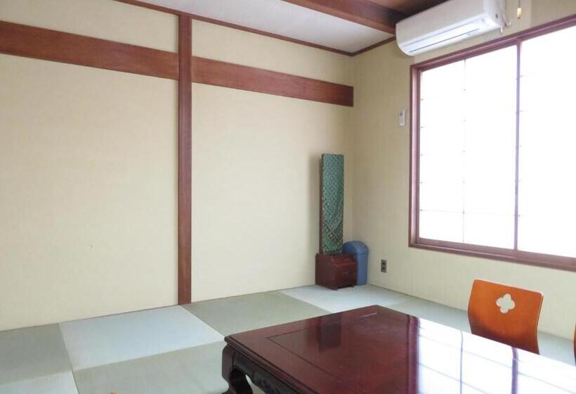 스탠다드 트리플 룸, Hakone Miyanoshita Myojokan