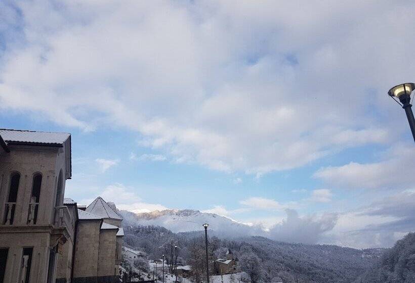 基本四人间, Vanatun Monastery Stay