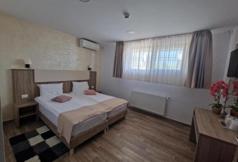 اتاق استاندارد, Valurile Mării Vama   Veche