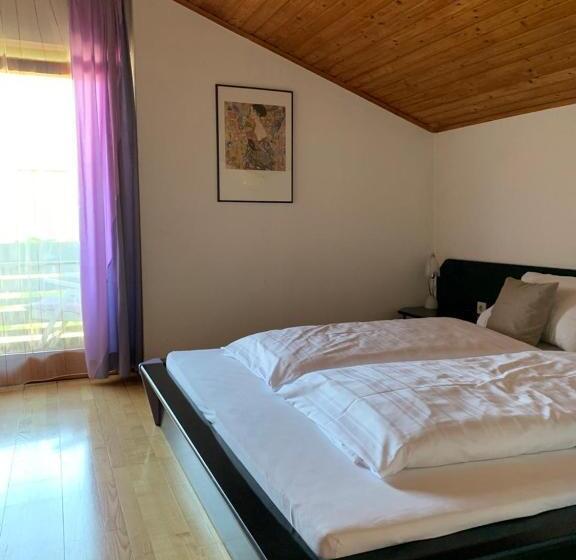 1 Bedroom Penthouse Apartment, Keutschacherhof