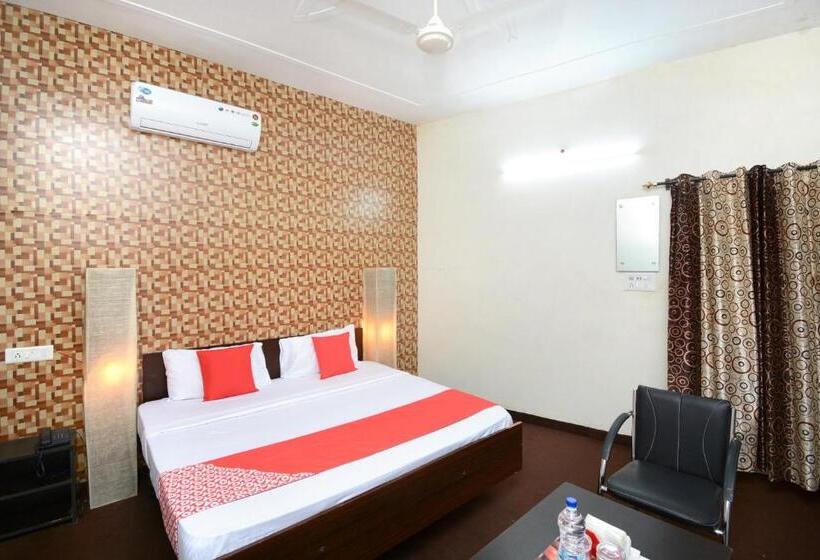 三人经典房间, Oyo 33024 Urban Guest House