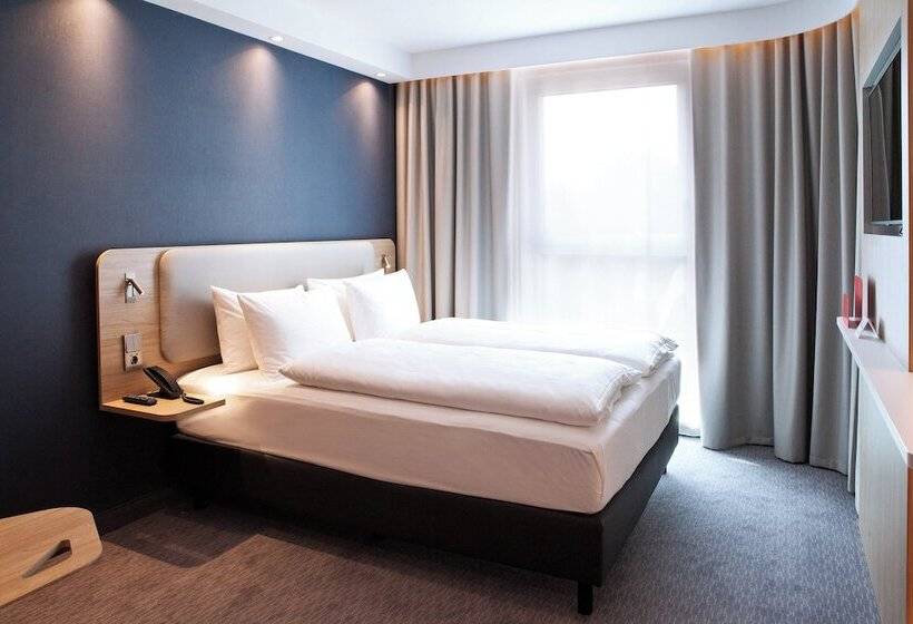 Номер Стандарт, Holiday Inn Express   Saarbrücken, An Ihg