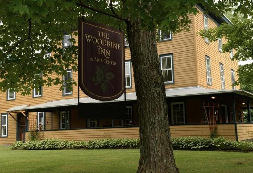 Люкс Повышенной Комфортности, The Woodbine Inn