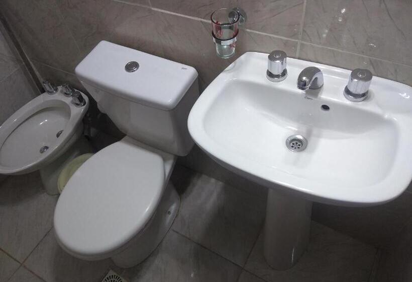 Quarto Quádruplo Standard, Residencial Marlis