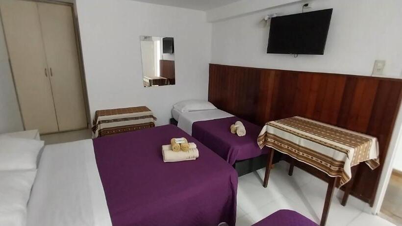 Четырехместный Номер Стандарт, Residencial Marlis