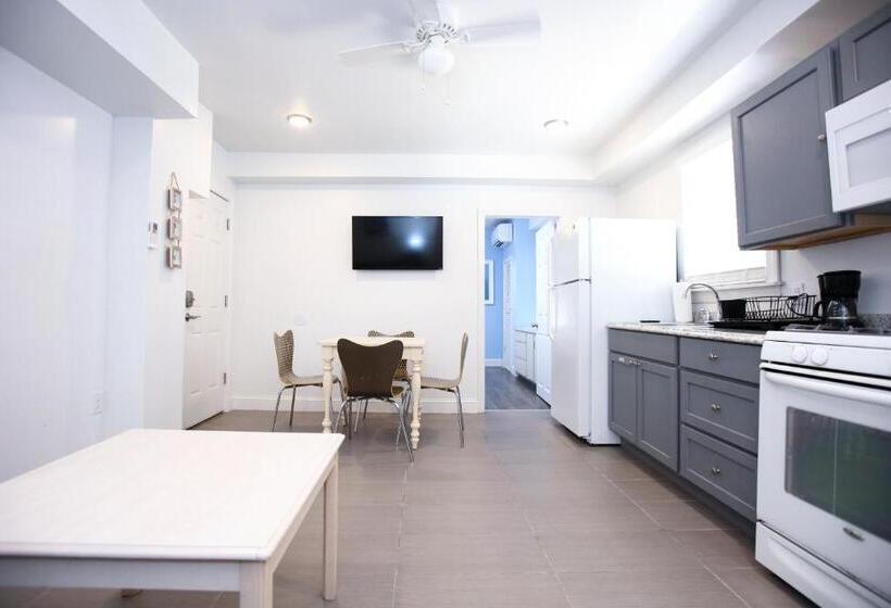 １ベッドルームアパートメント, Garfield Beach House