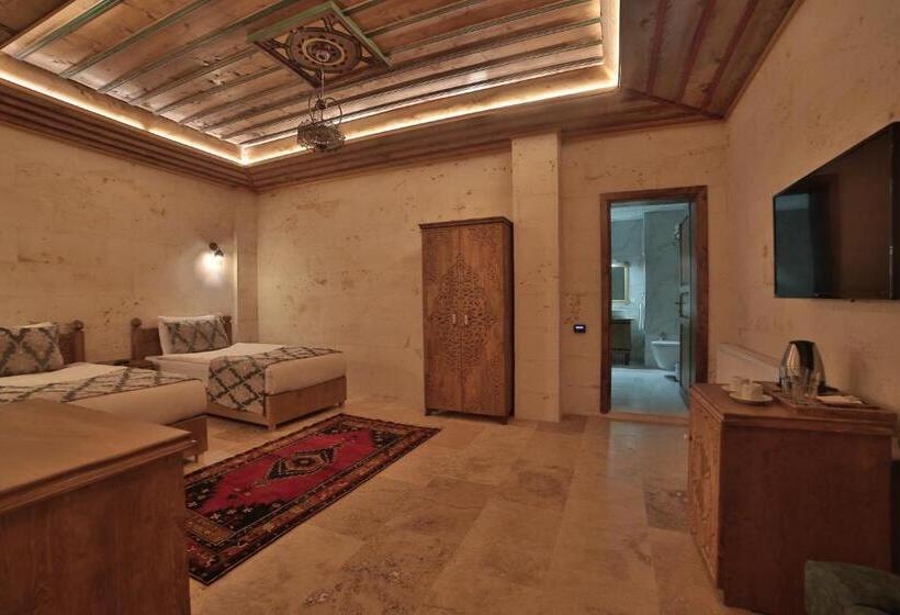 디럭스 룸, Cakiltasi Evi
