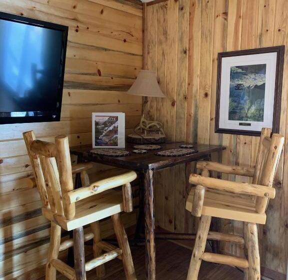 デラックススタジオ, The North Face Lodge