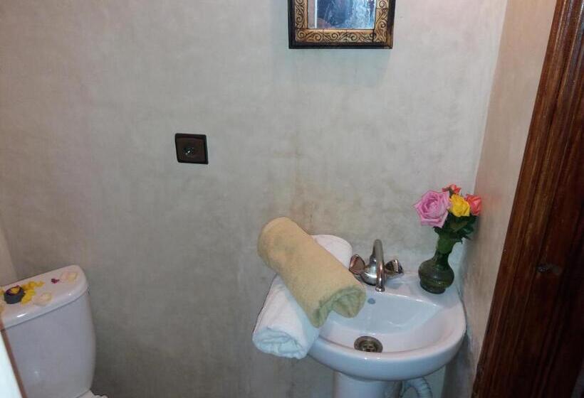 Номер Стандарт, Auberge Des Lacs