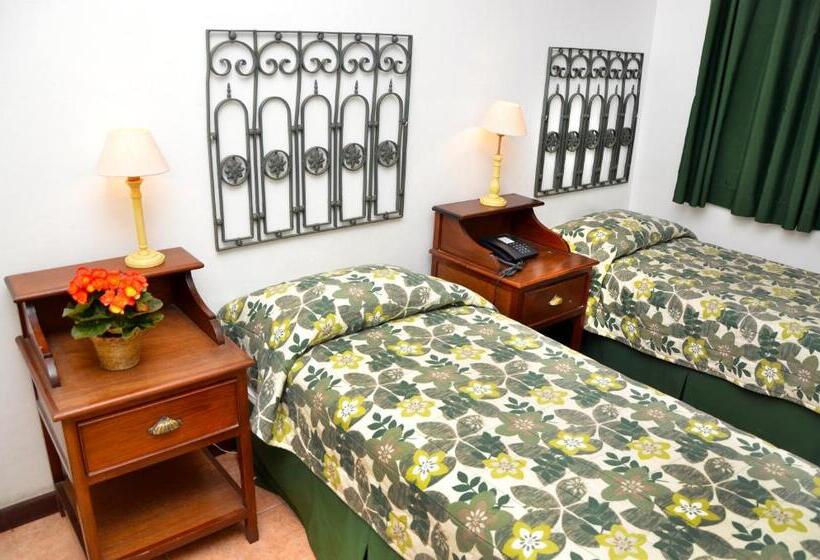 Номер Стандарт Вид на Сад, Casa Do Manequinho Hotel E Restaurante