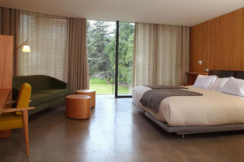 سوییت سوپریور, Las Majadas Hotel & Centro De Reuniones