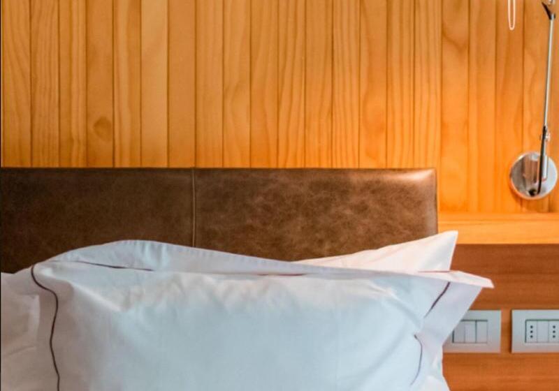 سوییت سوپریور, Las Majadas Hotel & Centro De Reuniones