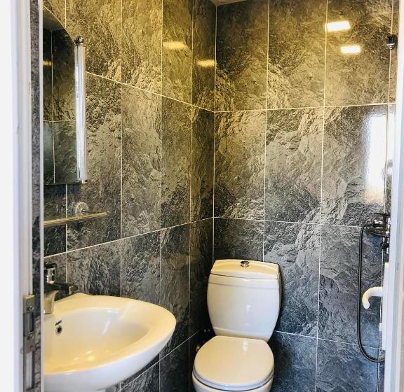 سوییت خانوادگی, Bis A Guesthouse