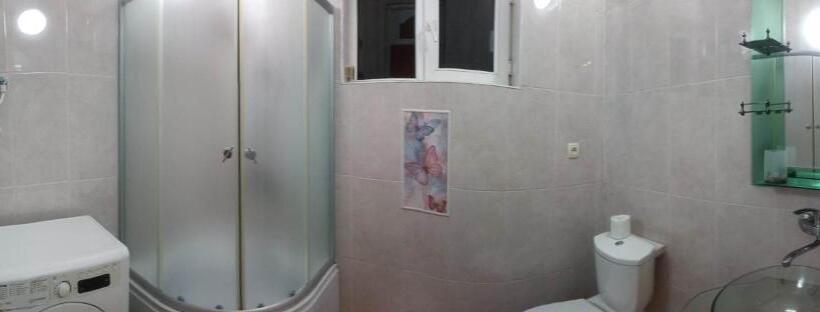 سوییت خانوادگی, Bis A Guesthouse