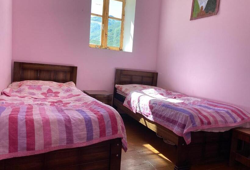اتاق استاندارد با چشم‌انداز, Guesthouse Qaldea
