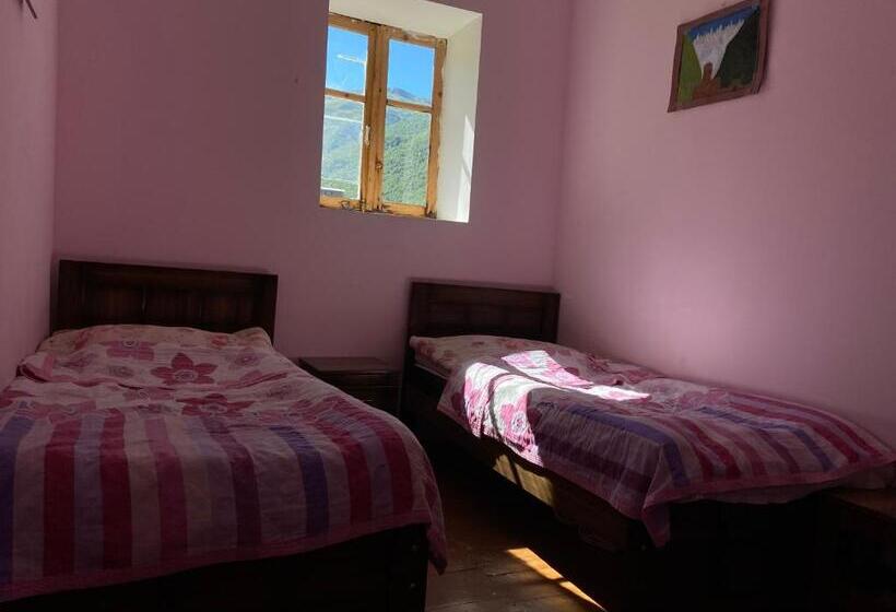 اتاق استاندارد با چشم‌انداز, Guesthouse Qaldea
