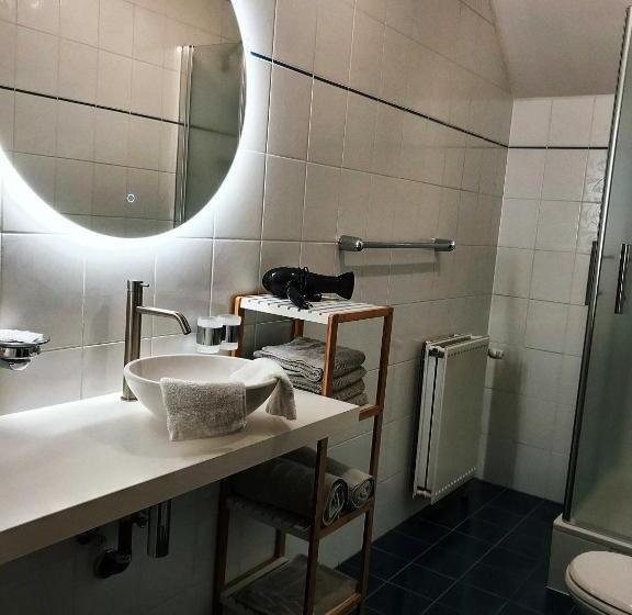带大床的豪华间, B&b Madoli
