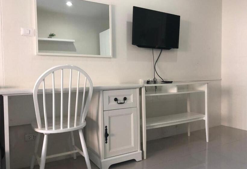 اتاق استاندارد با تخت بزرگ, Khao Oat Airport