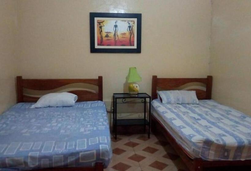 اتاق استاندارد, Hostal Virrey & Tours