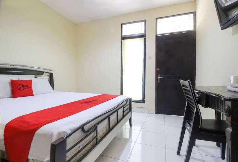 Номер Стандарт, Reddoorz Near Rs Sarjito Yogyakarta 2