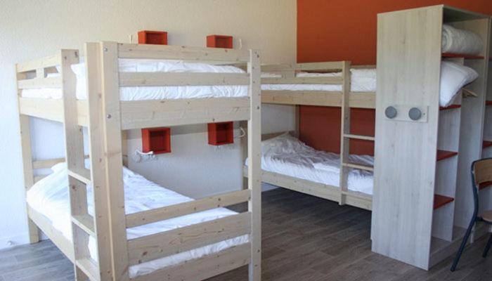 Номер Стандарт Трехместный, Domaine De Maravant   Centre De Vacances