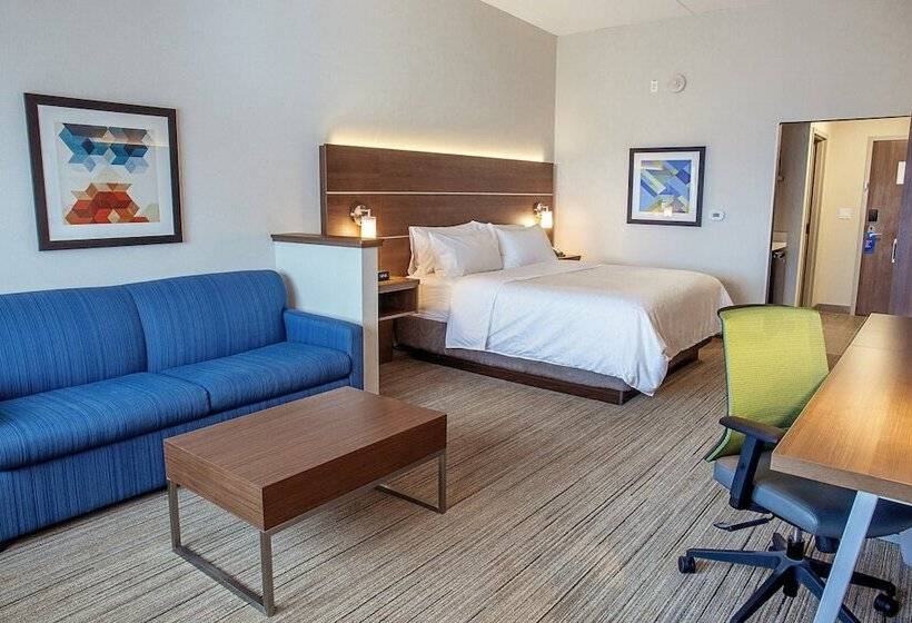 جناح, Holiday Inn Express & Suites   Halifax – Dartmouth