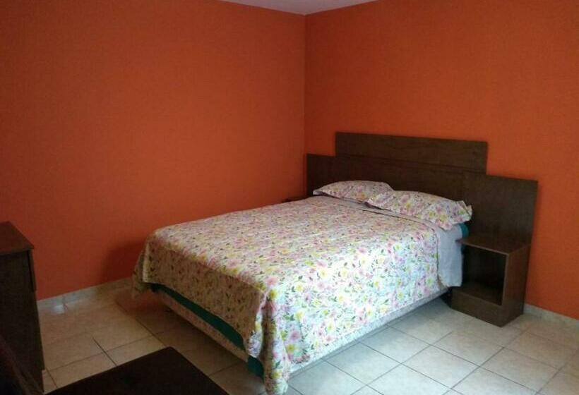Номер Стандарт, Hostal Las Begonias