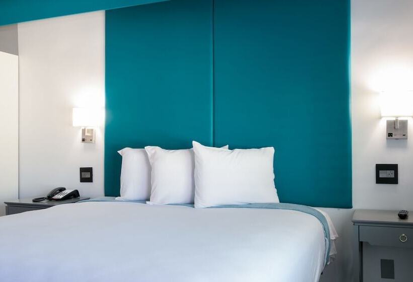 디럭스 룸, Tilbury Inn