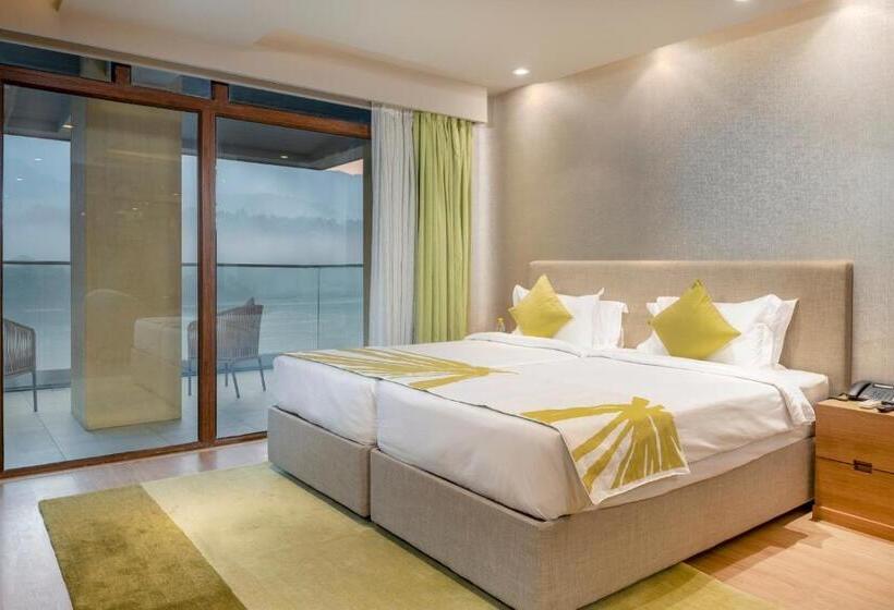 Suite, Modi Yoga Retreat