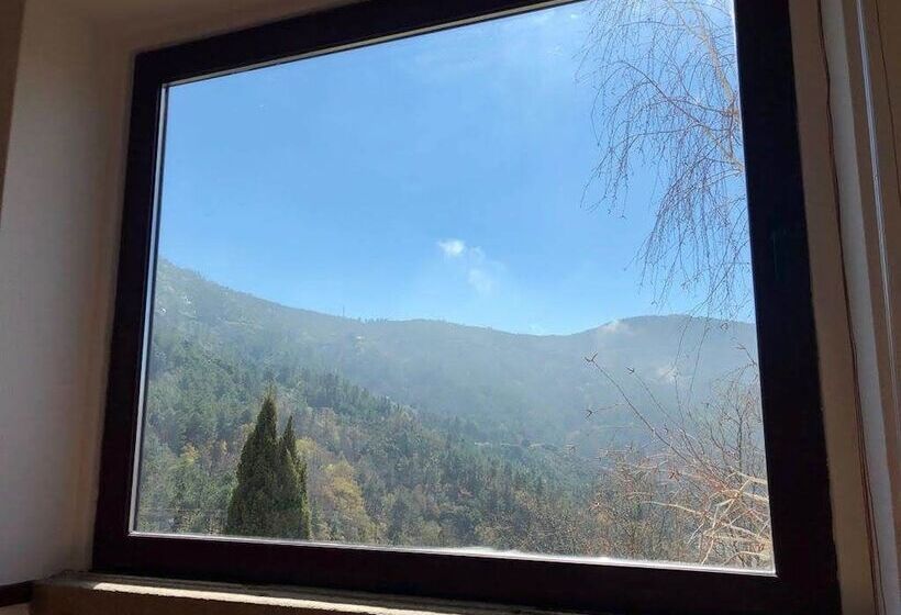 家庭山景房, Loriga Feel Nature  Hostel
