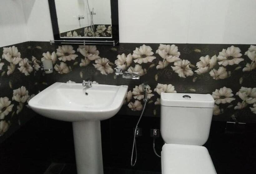 Номер Deluxe, Lake Front Yala Safari