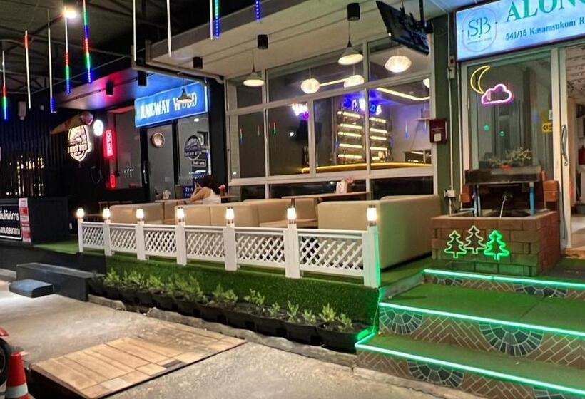اتاق کلاسیک سه تخته, Alongkorn Hotel By Sb