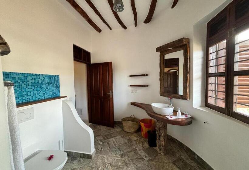 Quarto Deluxe Vista Mar com Sacada, Villa Juliana