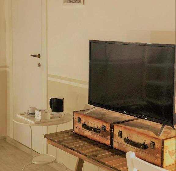 Quarto Deluxe, Il Contado  Room And Breakfast