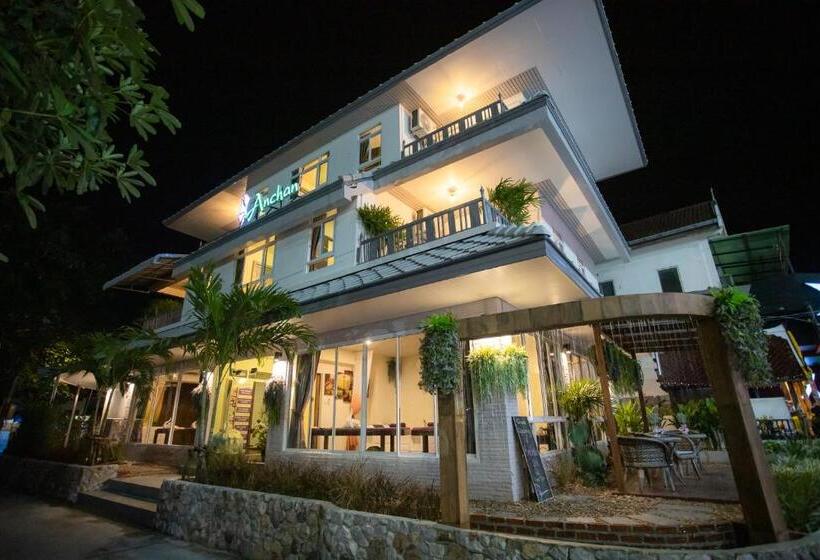 سوییت, Anchan Hotel & Spa