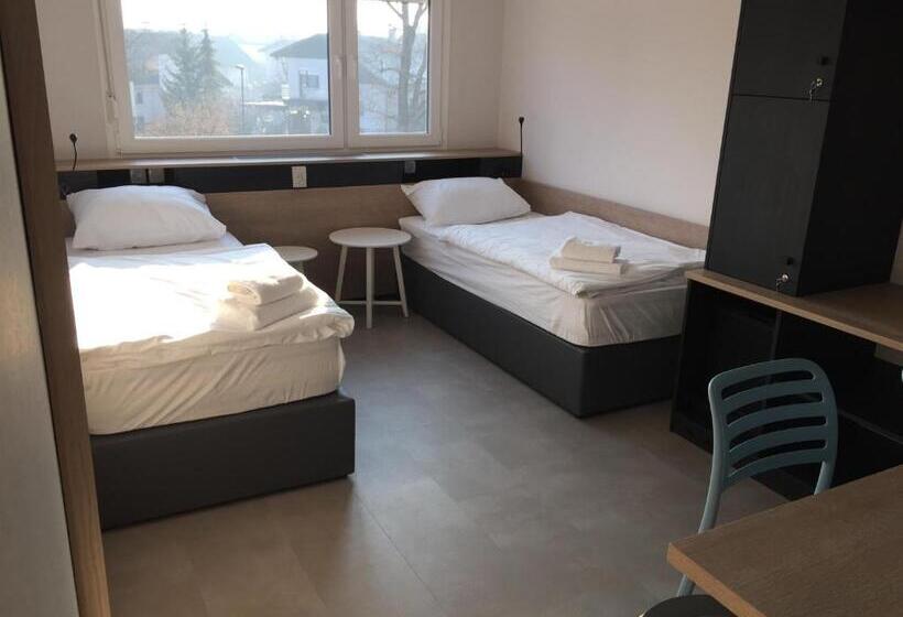 اتاق استاندارد, Accommodation Vitalis