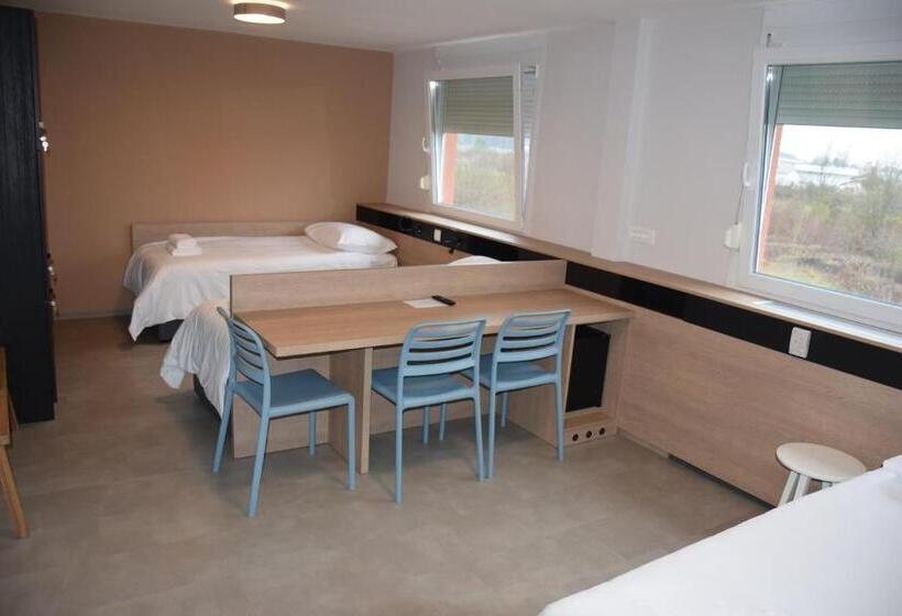 اتاق استاندارد سه نفره, Accommodation Vitalis
