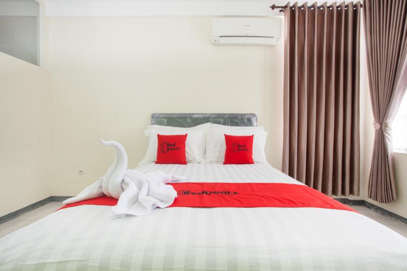 Номер Стандарт, Reddoorz Near Museum Angkut Batu 2