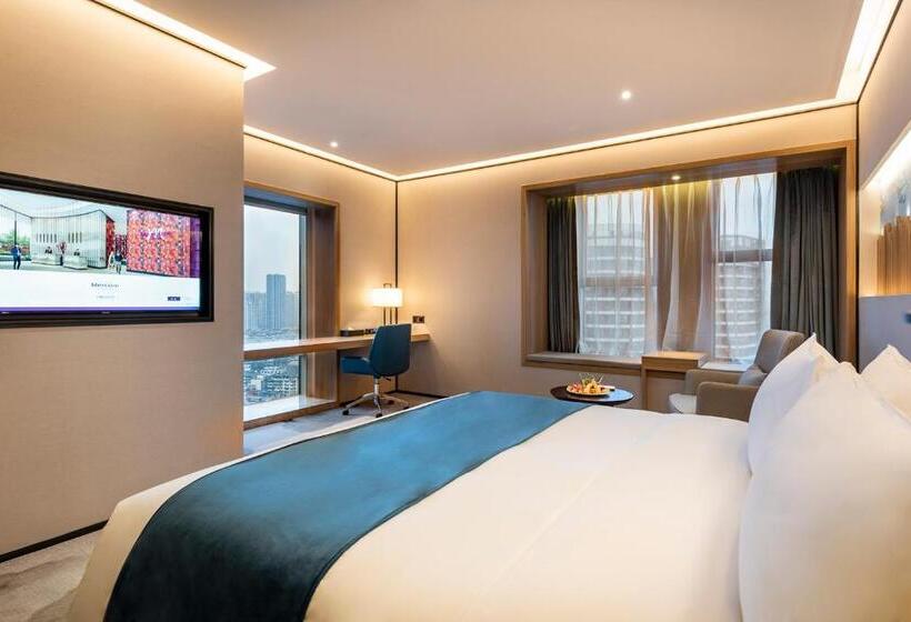 스탠다드 룸 킹사이즈 침대, Mercure Chengdu Huapaifang