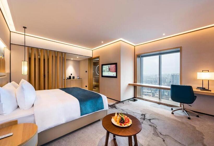 이그제큐티브 룸 킹사이즈 침대, Mercure Chengdu Huapaifang