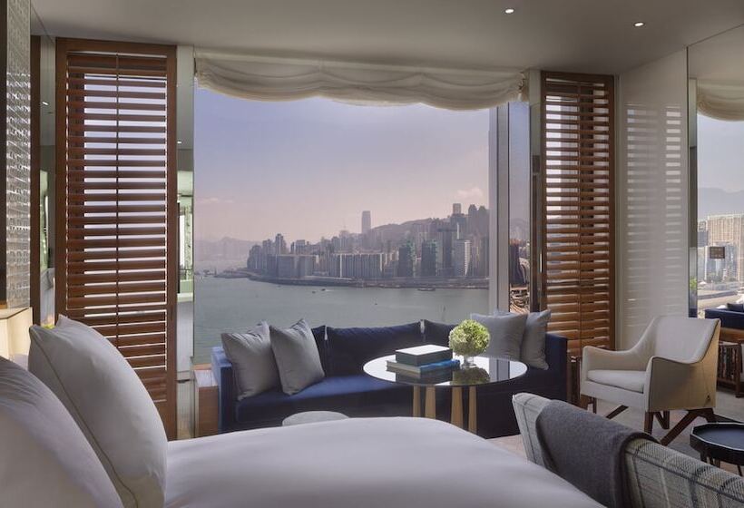 اتاق استاندارد با تخت دوبل و چشم‌انداز, Rosewood Hong Kong