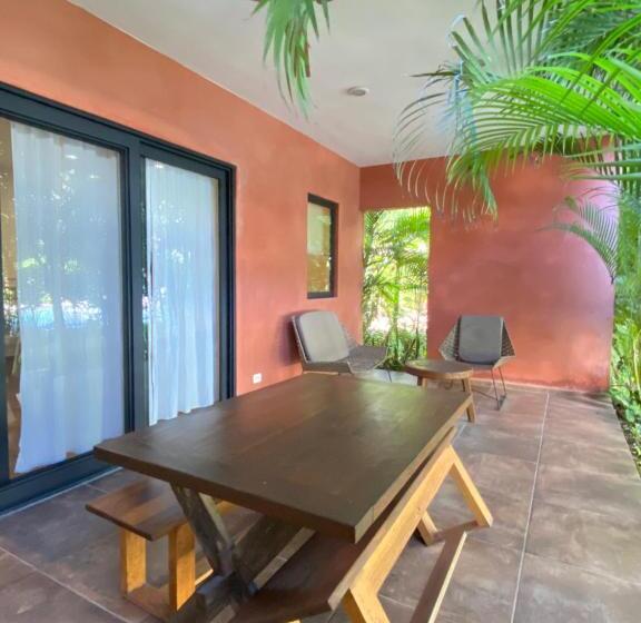 سوییت لوکس, Panacea Condo Tulum