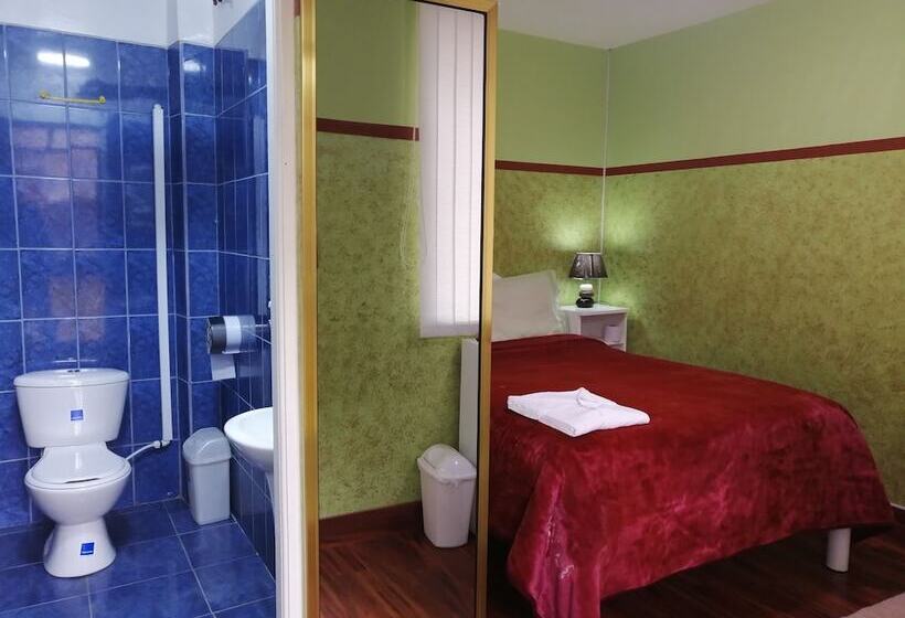 اتاق لوکس, Gran Copacabana Hostal