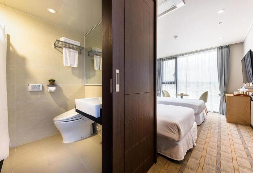 Номер Стандарт, Shin Shin Hotel Cheonjiyeon