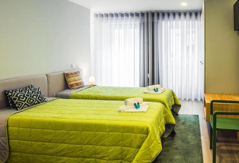 Трехместный Номер Deluxe, In Barcelos Hostel & Guest House
