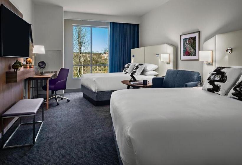 Premium room with river view, Crowne Plaza   North Augusta, An Ihg