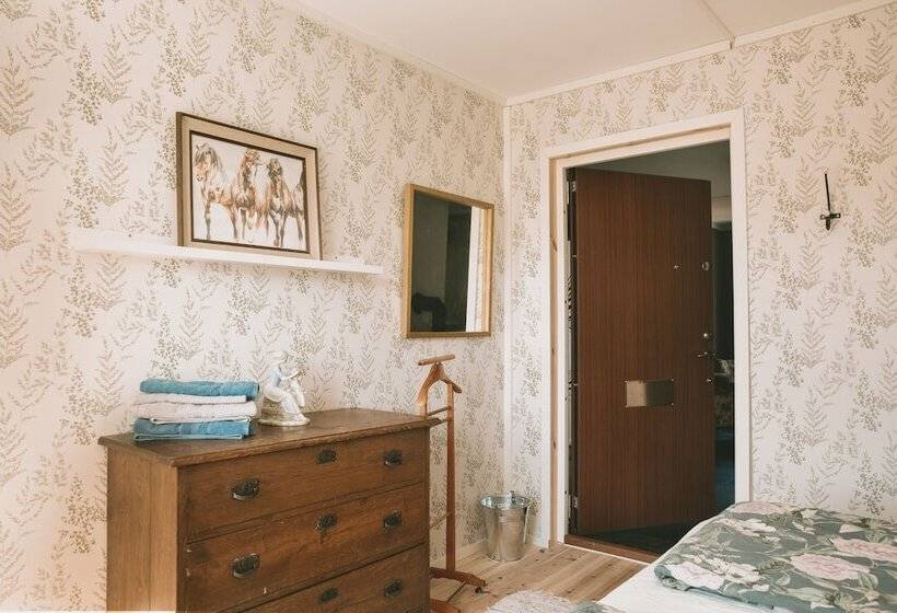Номер Стандарт, Toric Farmlodge